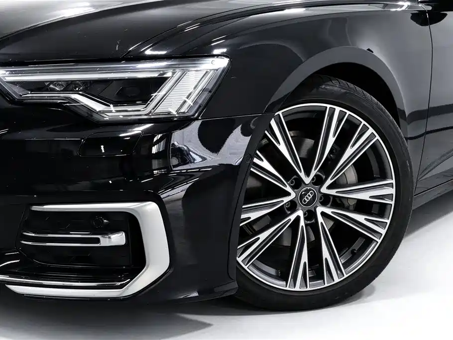 Audi A6L 2024 — фото 19