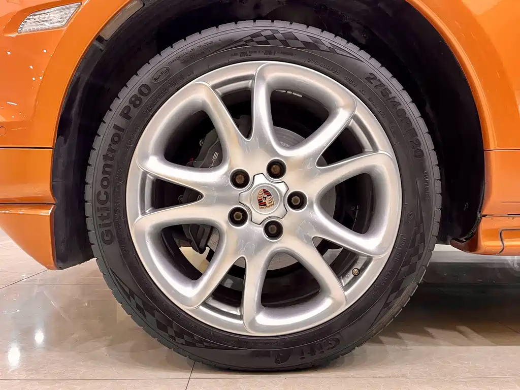 Porsche Cayenne — миниатюра 22