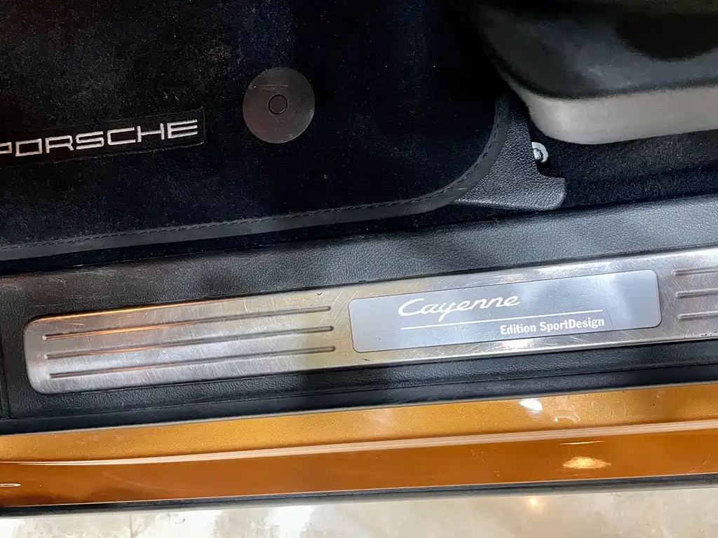 Porsche Cayenne — миниатюра 19