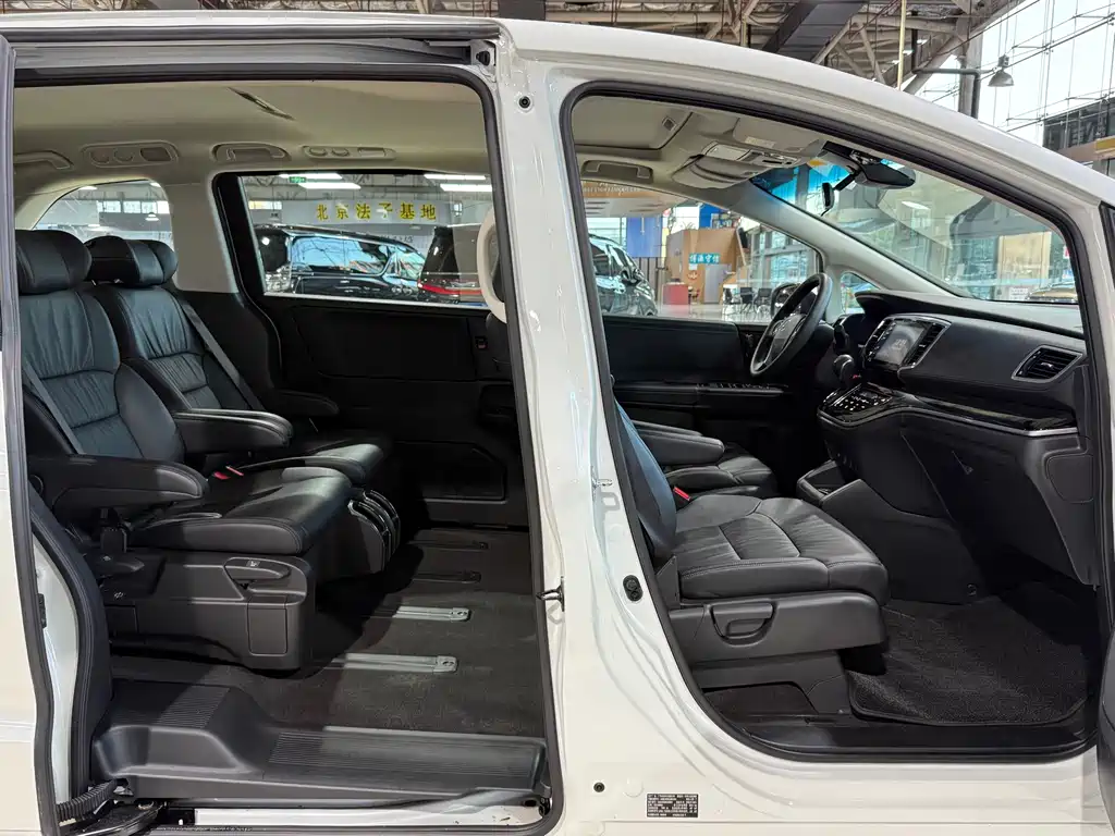 Honda Odyssey — миниатюра 11