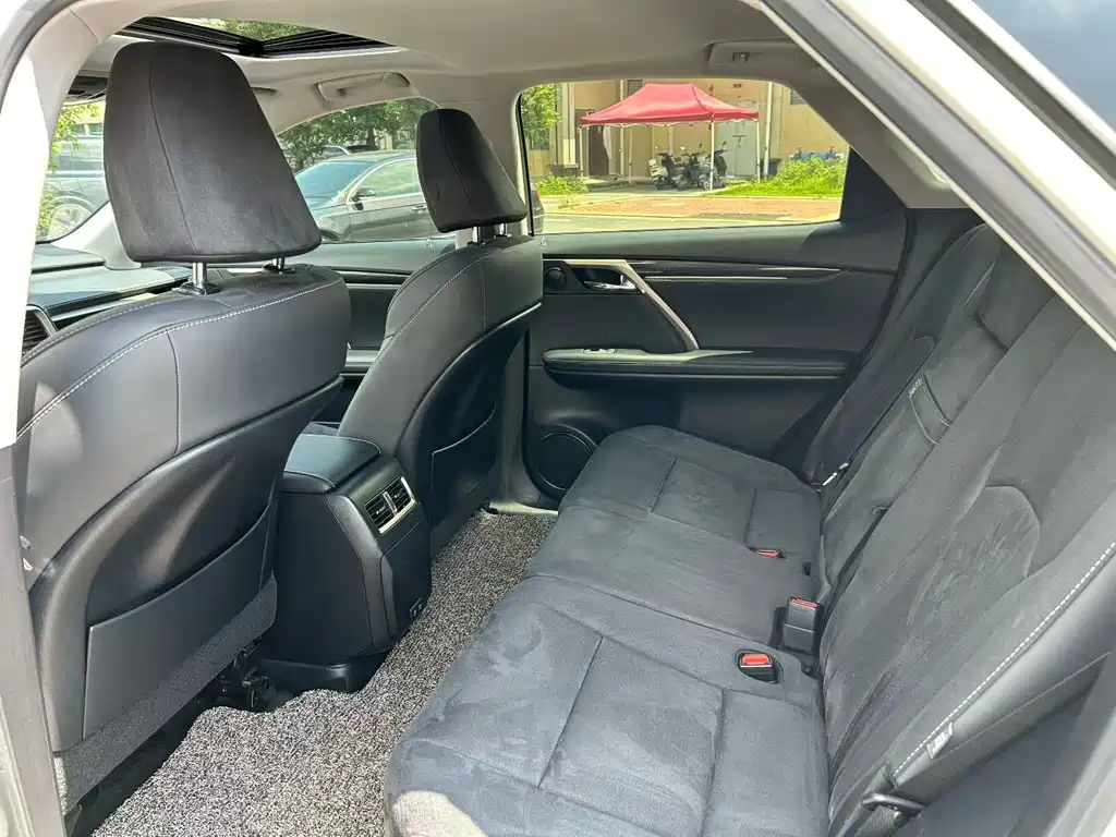 Lexus RX — миниатюра 8