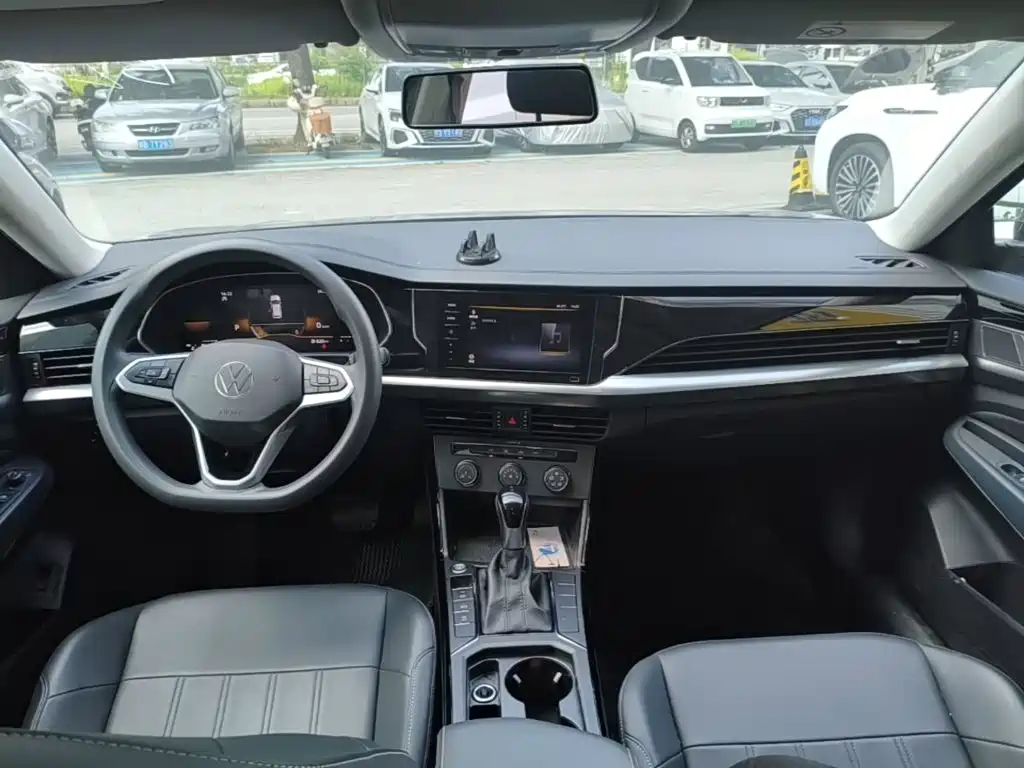 Volkswagen Passat — миниатюра 10