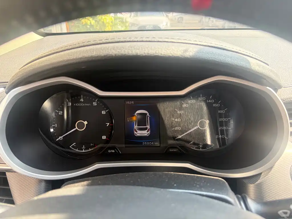 Geely Emgrand GS — миниатюра 6