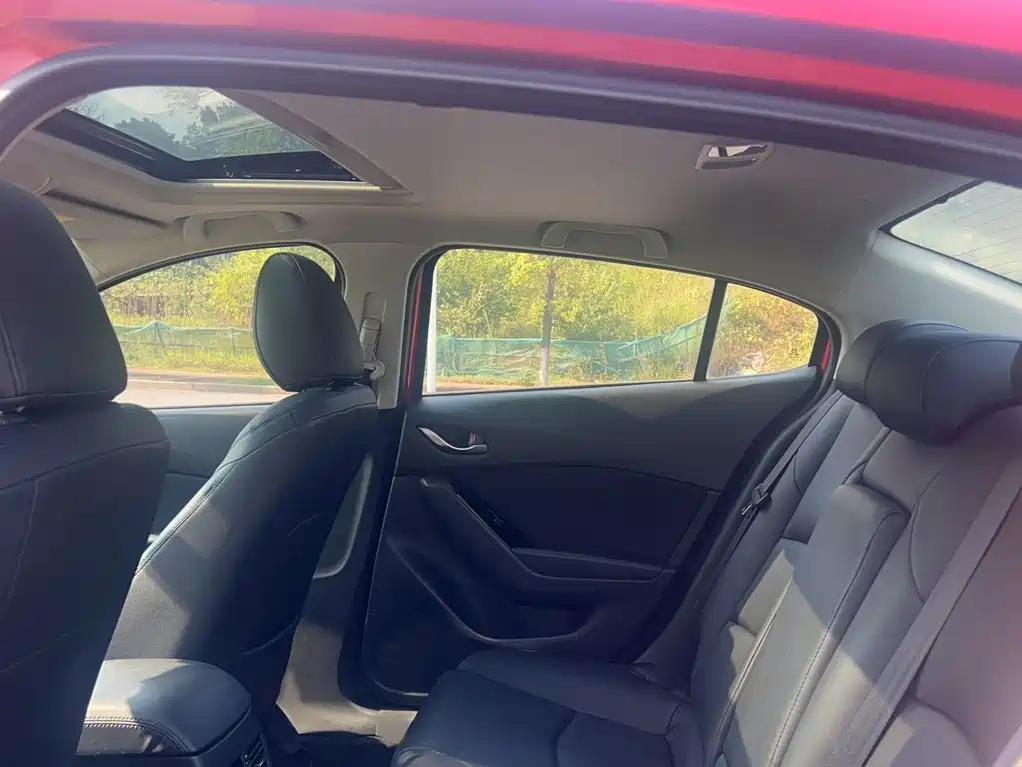 Mazda 3 Axela — миниатюра 8