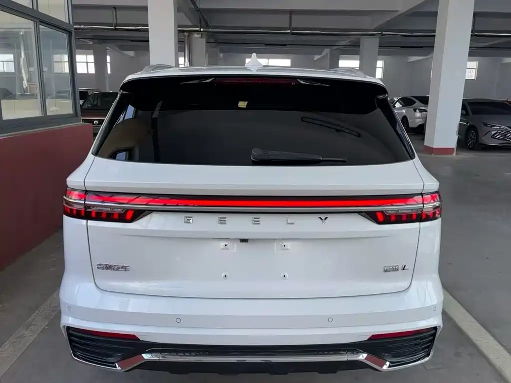 Geely Xingyue L — миниатюра 11