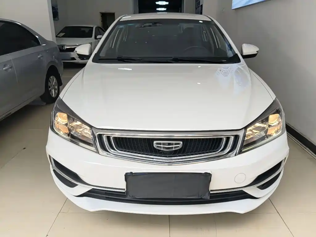 Geely Emgrand — миниатюра 3