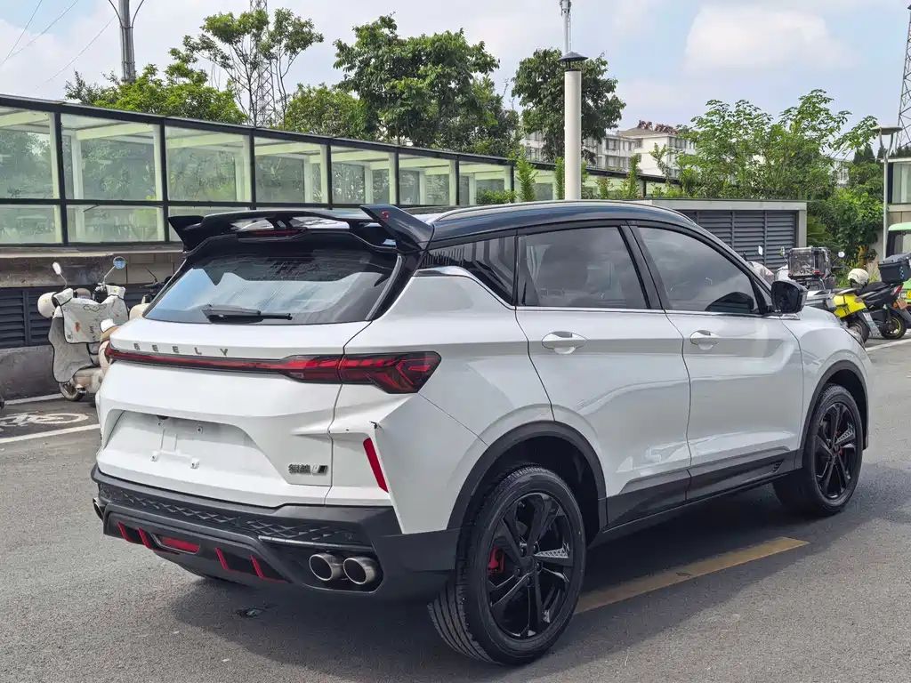 Geely Binyue — миниатюра 6