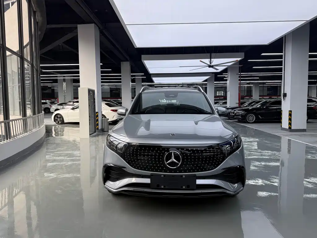 Mercedes-Benz EQB — миниатюра 2