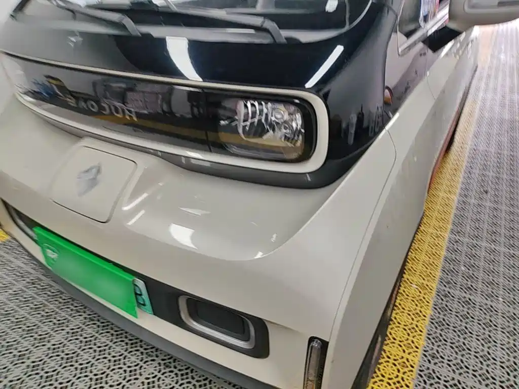 Baojun KiWi EV — миниатюра 24