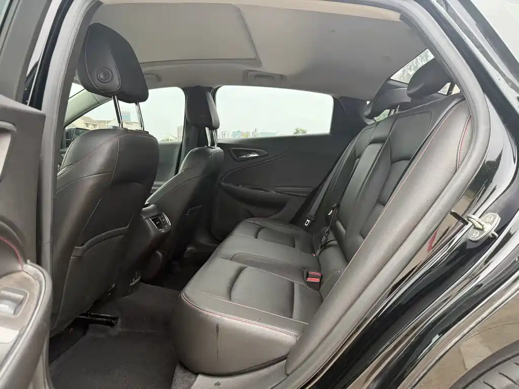 Chevrolet Malibu XL — миниатюра 9