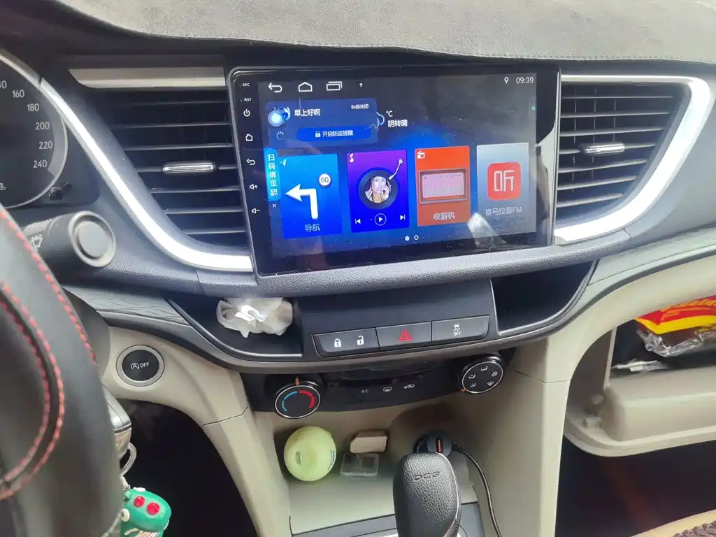 Buick Excelle — миниатюра 9