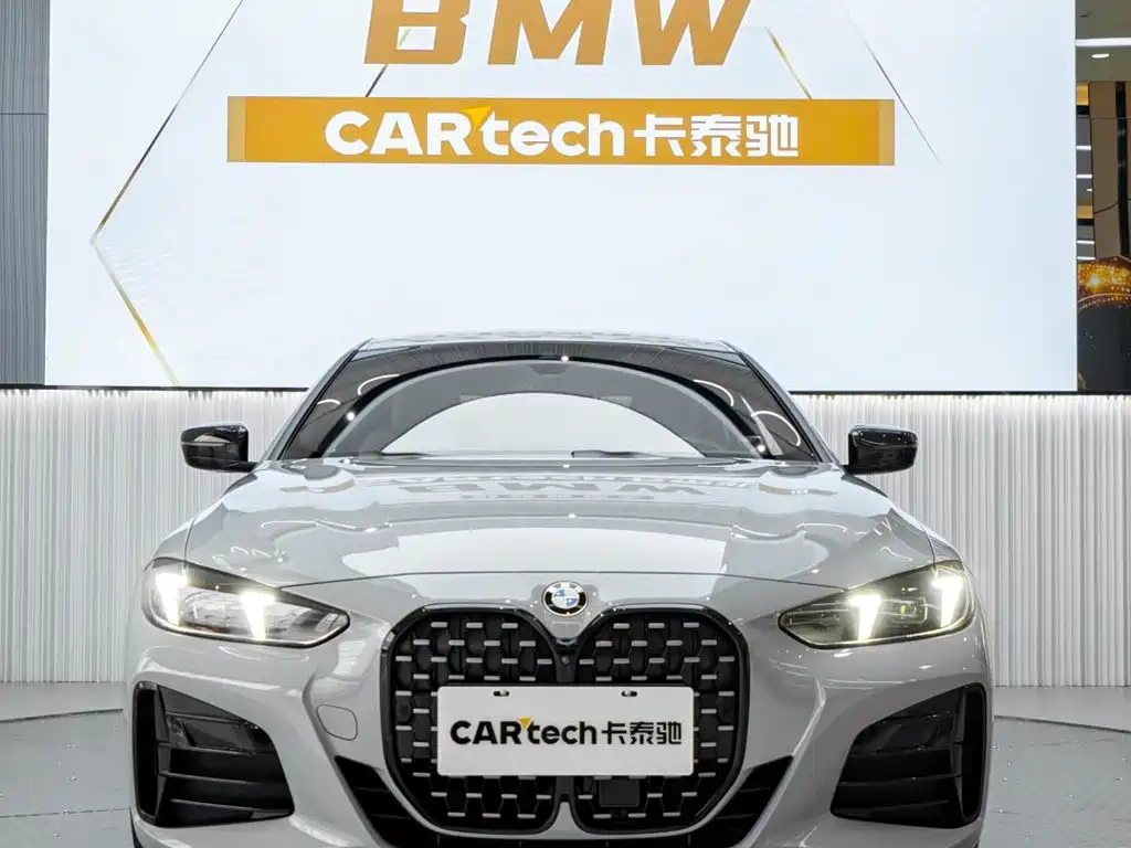 宝马4系 2024款 430i M运动曜夜套装 2025