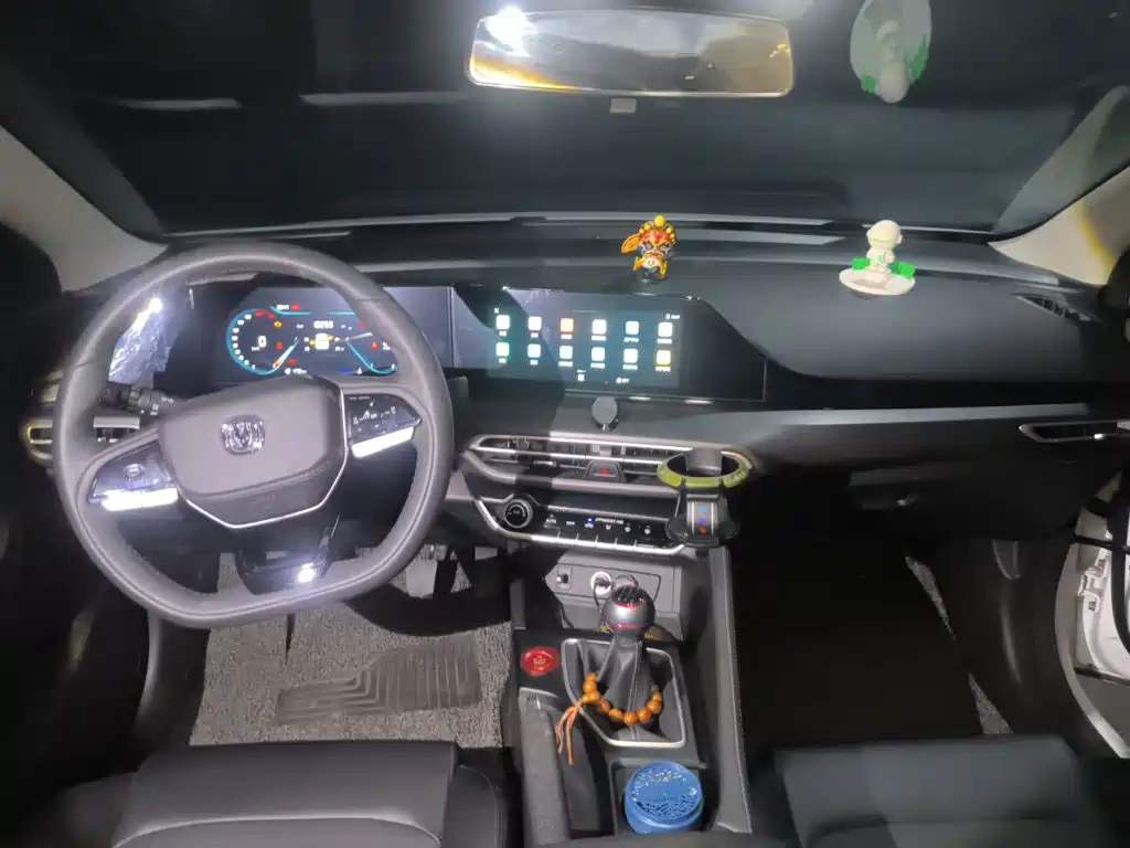 Changan Eado — миниатюра 5