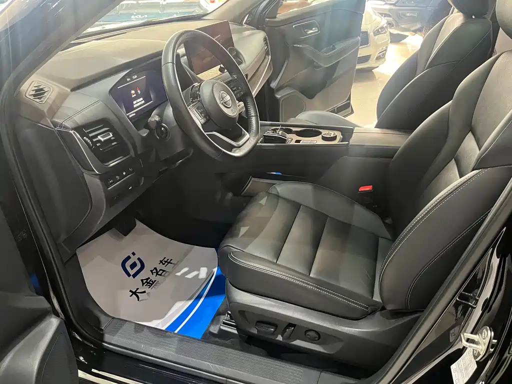 Nissan X-Trail — миниатюра 9