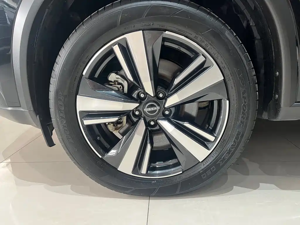 Nissan X-Trail — миниатюра 15
