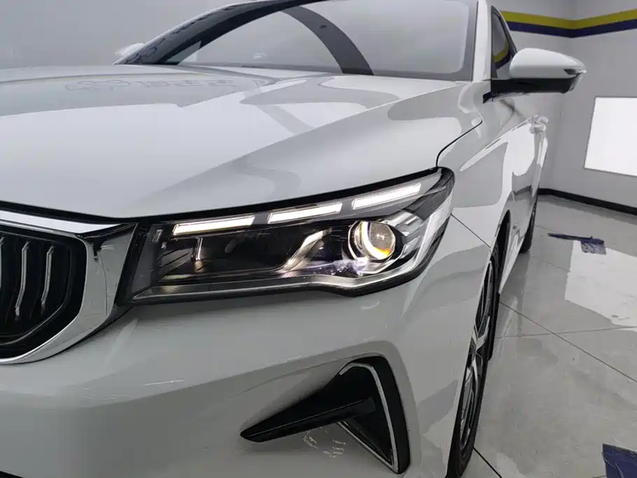 Geely Emgrand — миниатюра 5