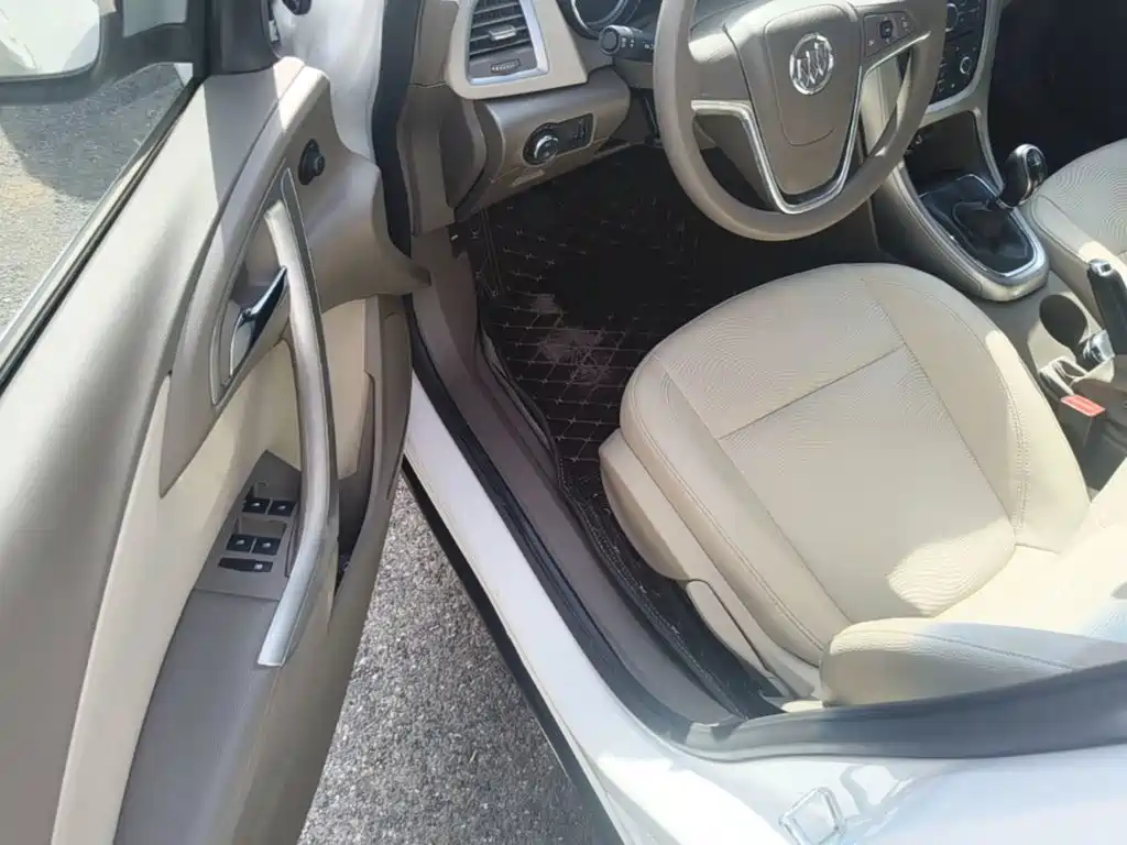Buick Excelle — миниатюра 16