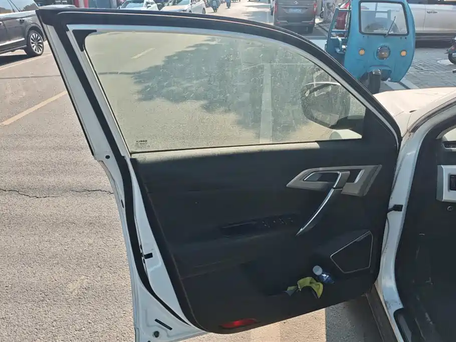 GEELY AUTOMOBILE BOYUE