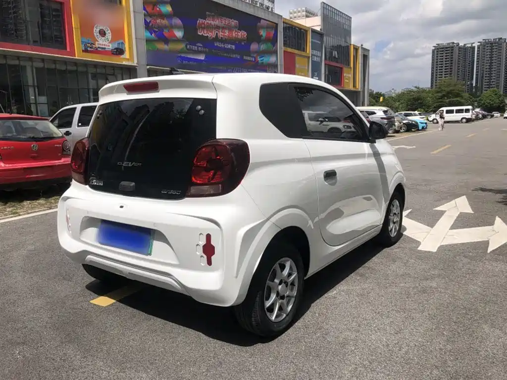 Roewe Clever — миниатюра 11