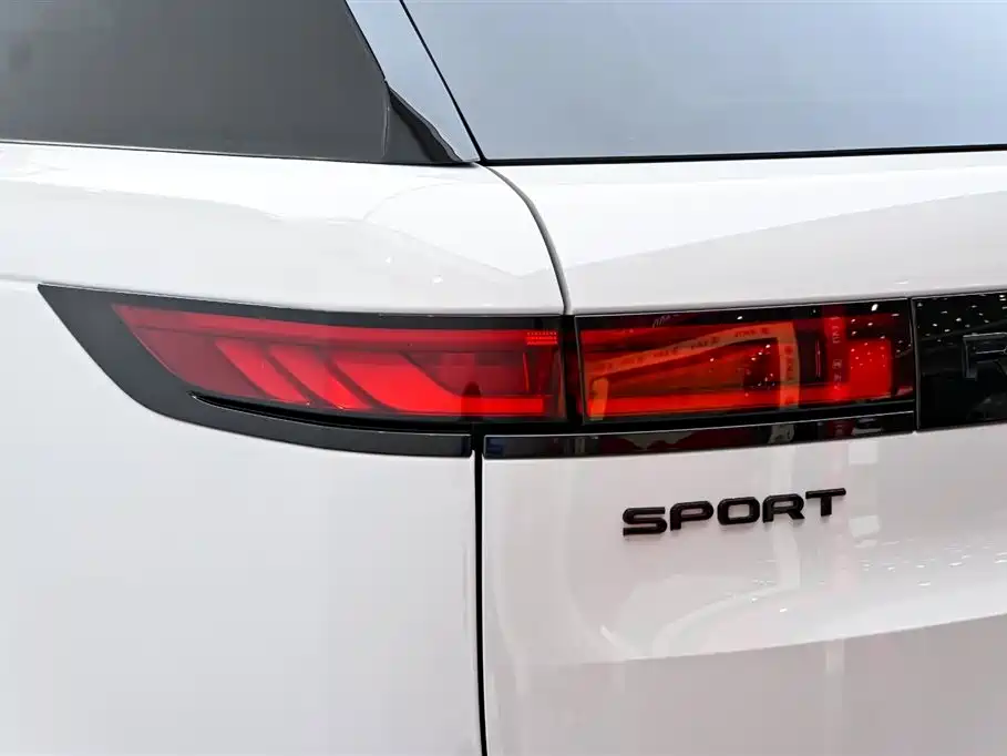 Land Rover Range Rover Sport 2023 400PS Dynamic SE