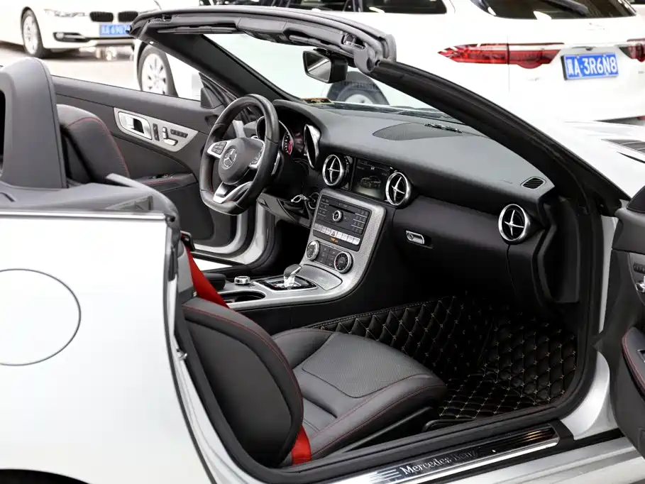 Mercedes-Benz SLC — миниатюра 19