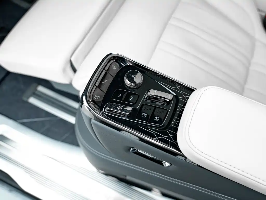 ZEEKR EXTREME KRYPTON 009