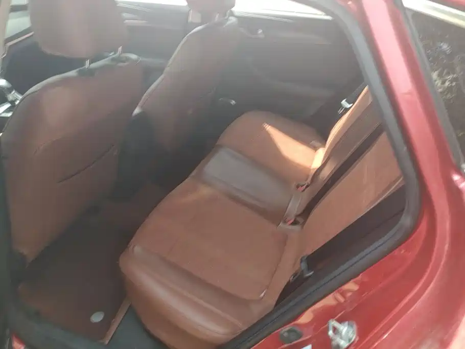Changan Eado XT — миниатюра 10