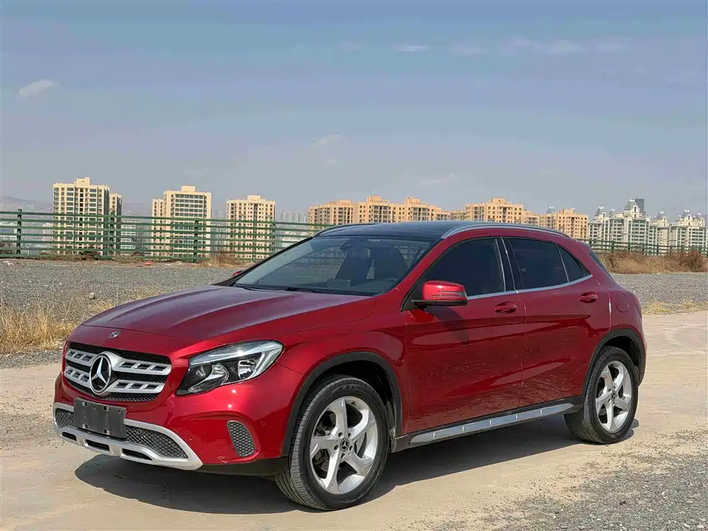 Купить Mercedes-Benz GLA