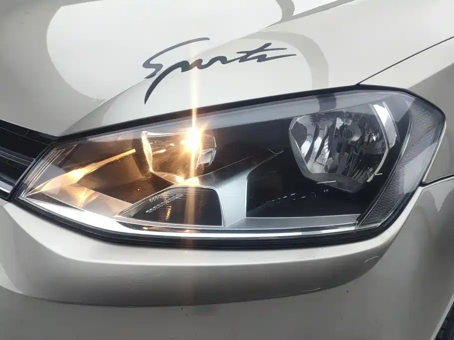 Volkswagen Golf — миниатюра 5