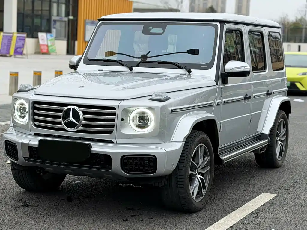 Mercedes-Benz G-Class 2025