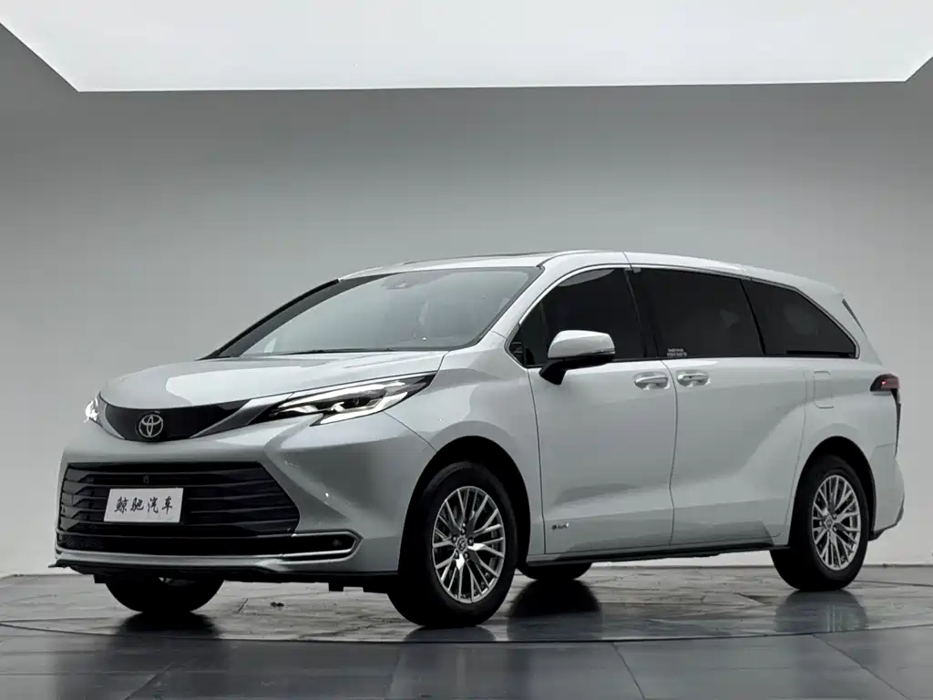 Toyota Sienna 2024 2.5L Hybrid 4WD Premium Edition