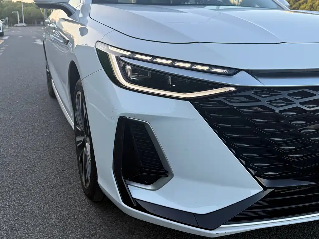 Chery Arrizo 8 — миниатюра 15