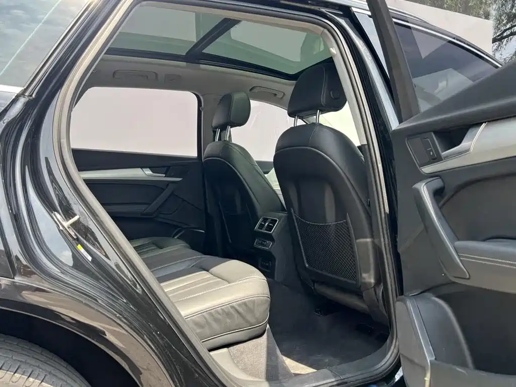 Audi Q5L — миниатюра 14