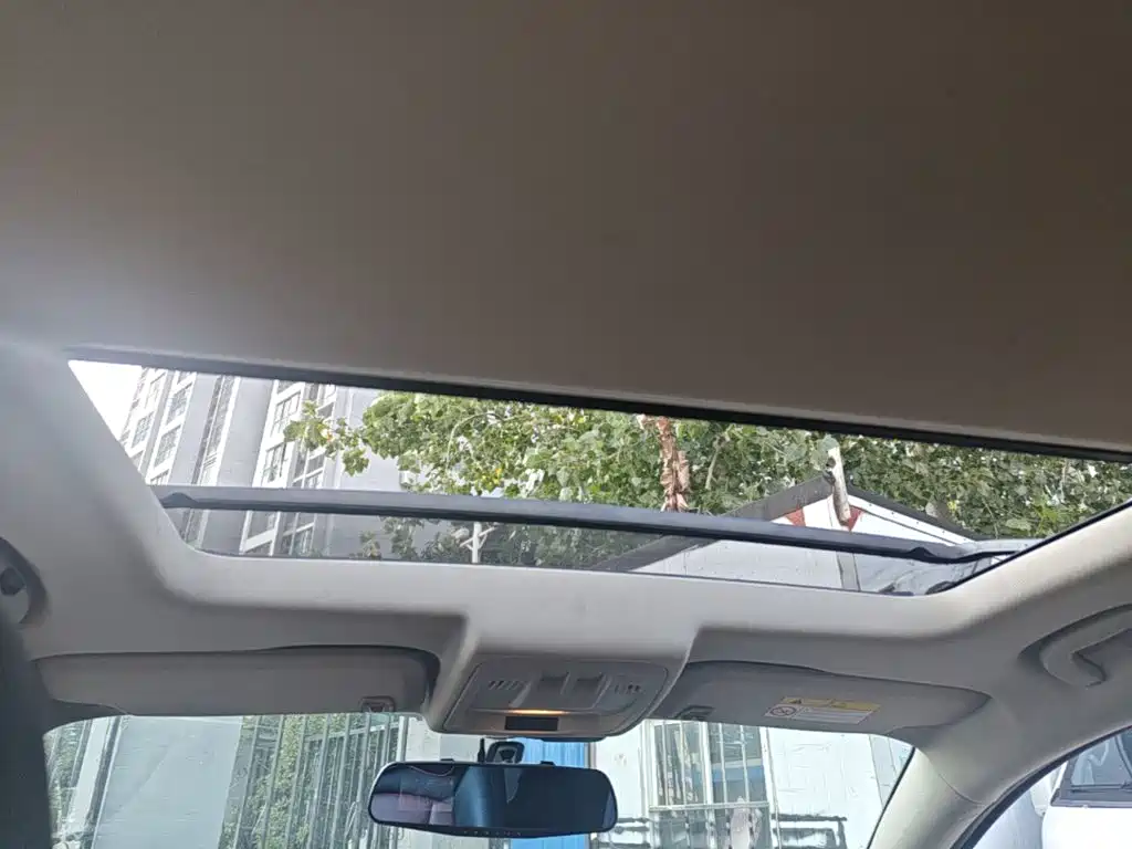 Buick Verano — миниатюра 18