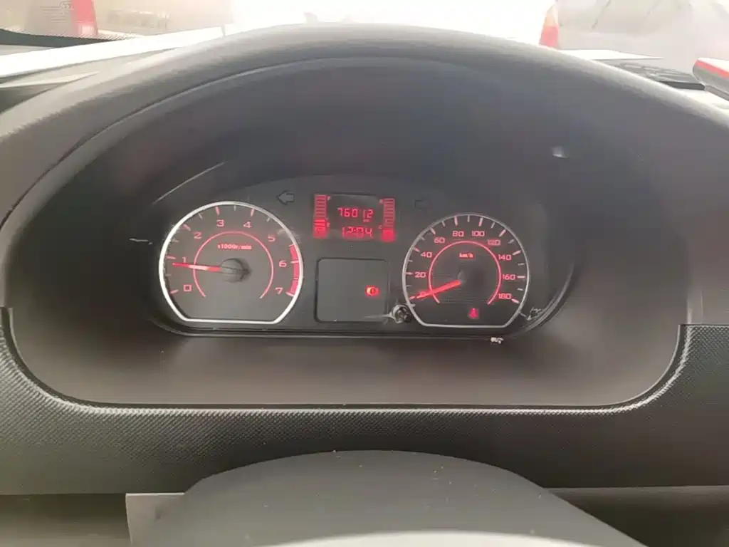Wuling Rongguang — миниатюра 12
