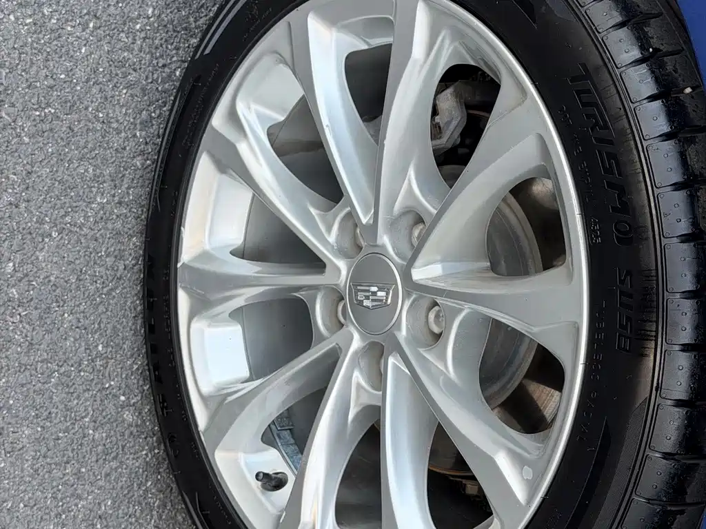 Cadillac CT5 — миниатюра 8