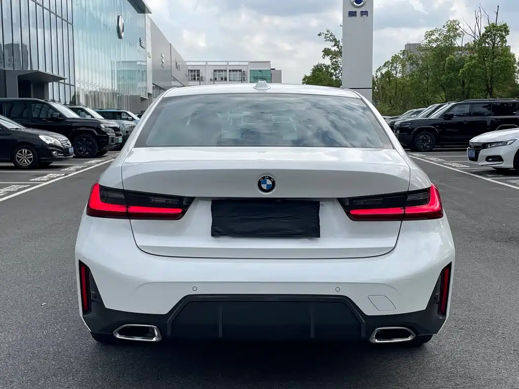 BMW 3 Series — миниатюра 16