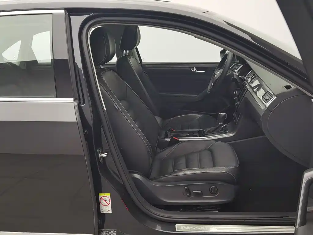 Volkswagen Passat — миниатюра 23