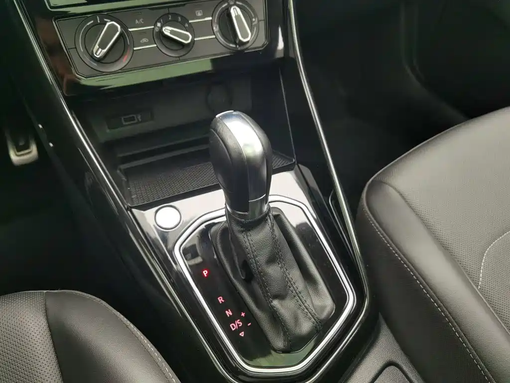 Jetta VS7 — миниатюра 13