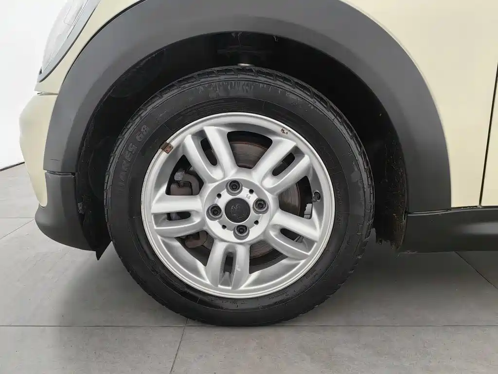 MINI Mini Clubman — миниатюра 17