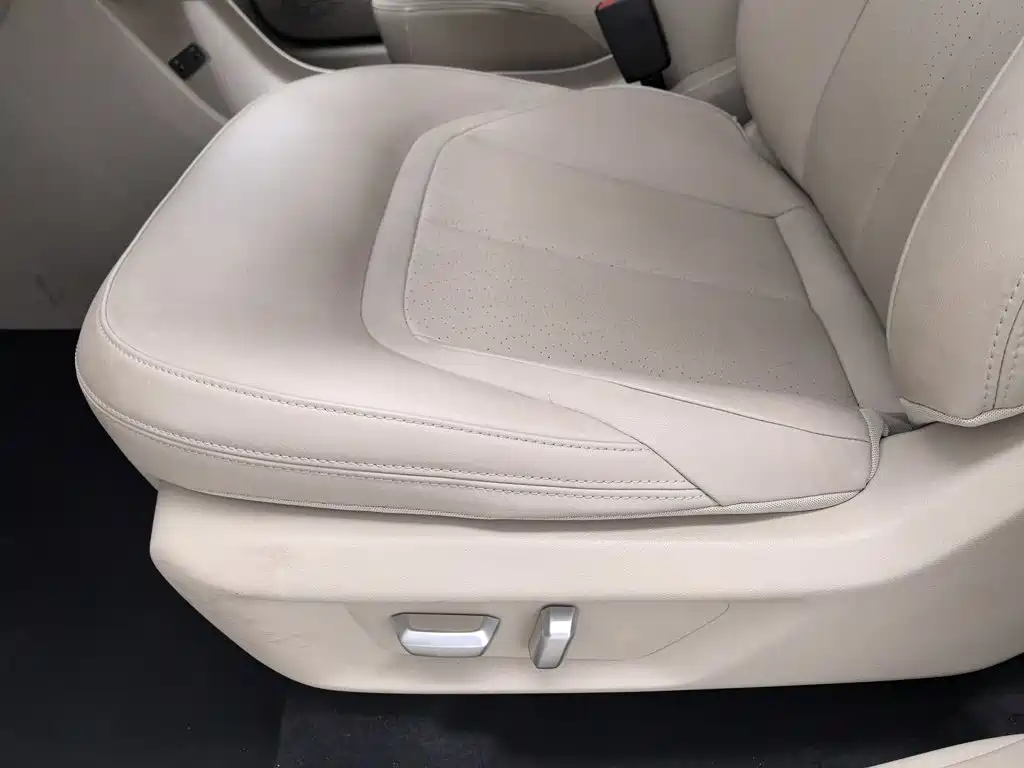 Wuling Xingguang — миниатюра 20