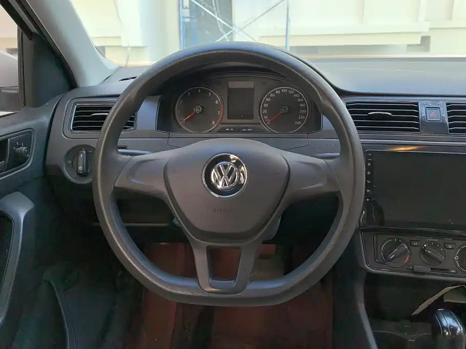 Volkswagen Santana — миниатюра 15