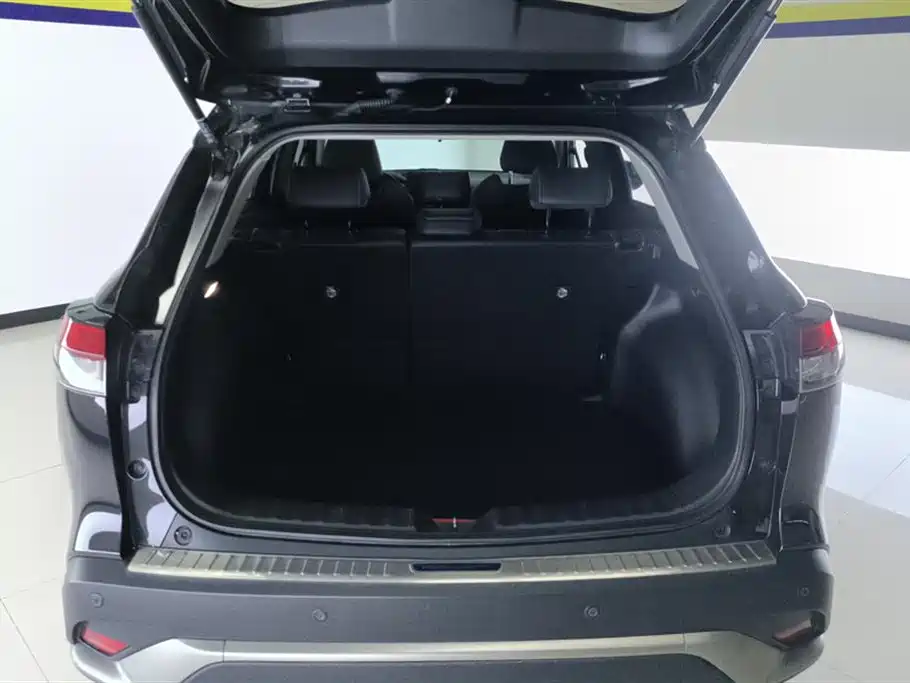 Toyota Frontlander 2022 2.0L CVT Luxury