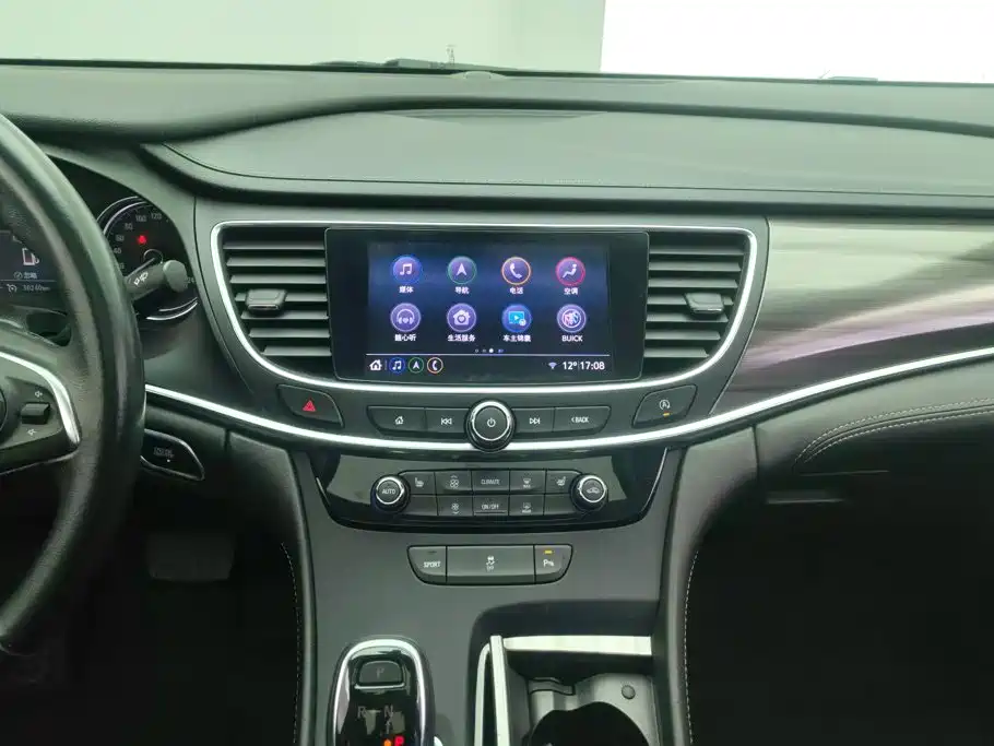 Buick LaCrosse — миниатюра 13