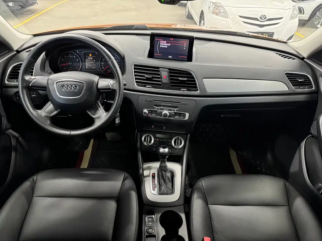 Audi Q3 — миниатюра 10