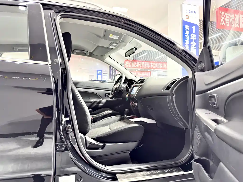 Mitsubishi ASX — миниатюра 13