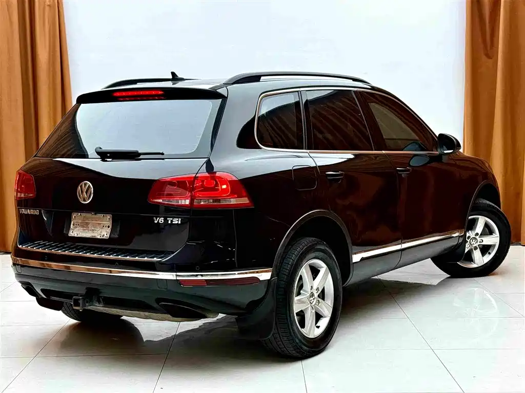 Volkswagen Touareg — миниатюра 4