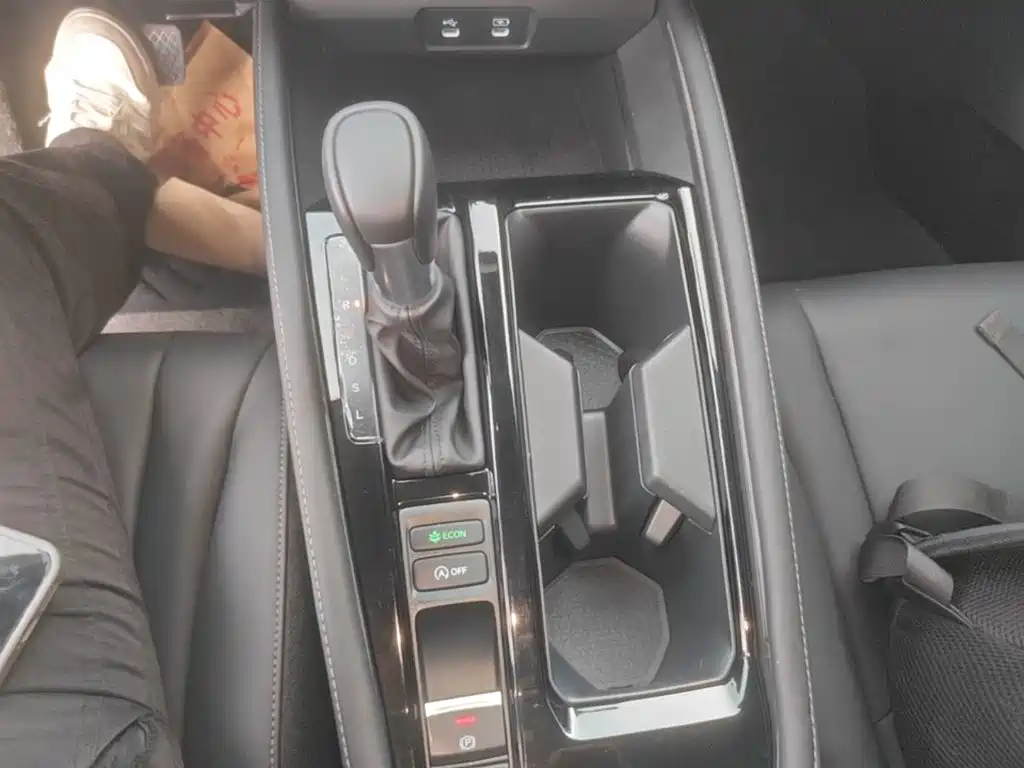 Honda Accord — миниатюра 14