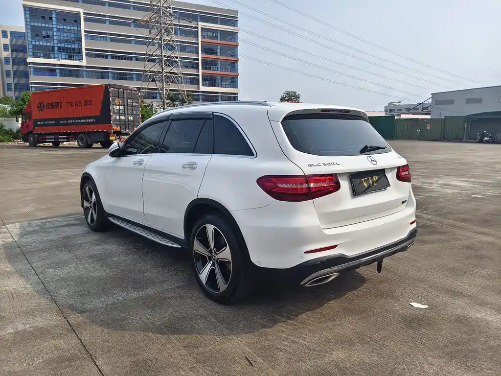Mercedes-Benz GLC — миниатюра 4