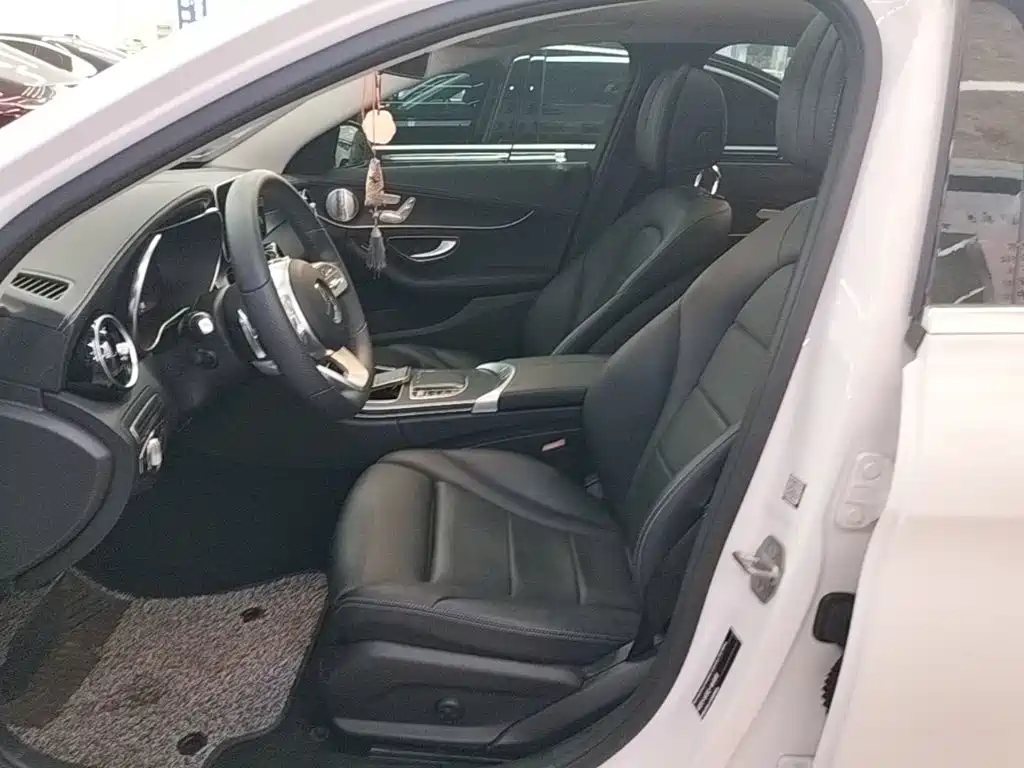 Mercedes-Benz C-Class — миниатюра 15